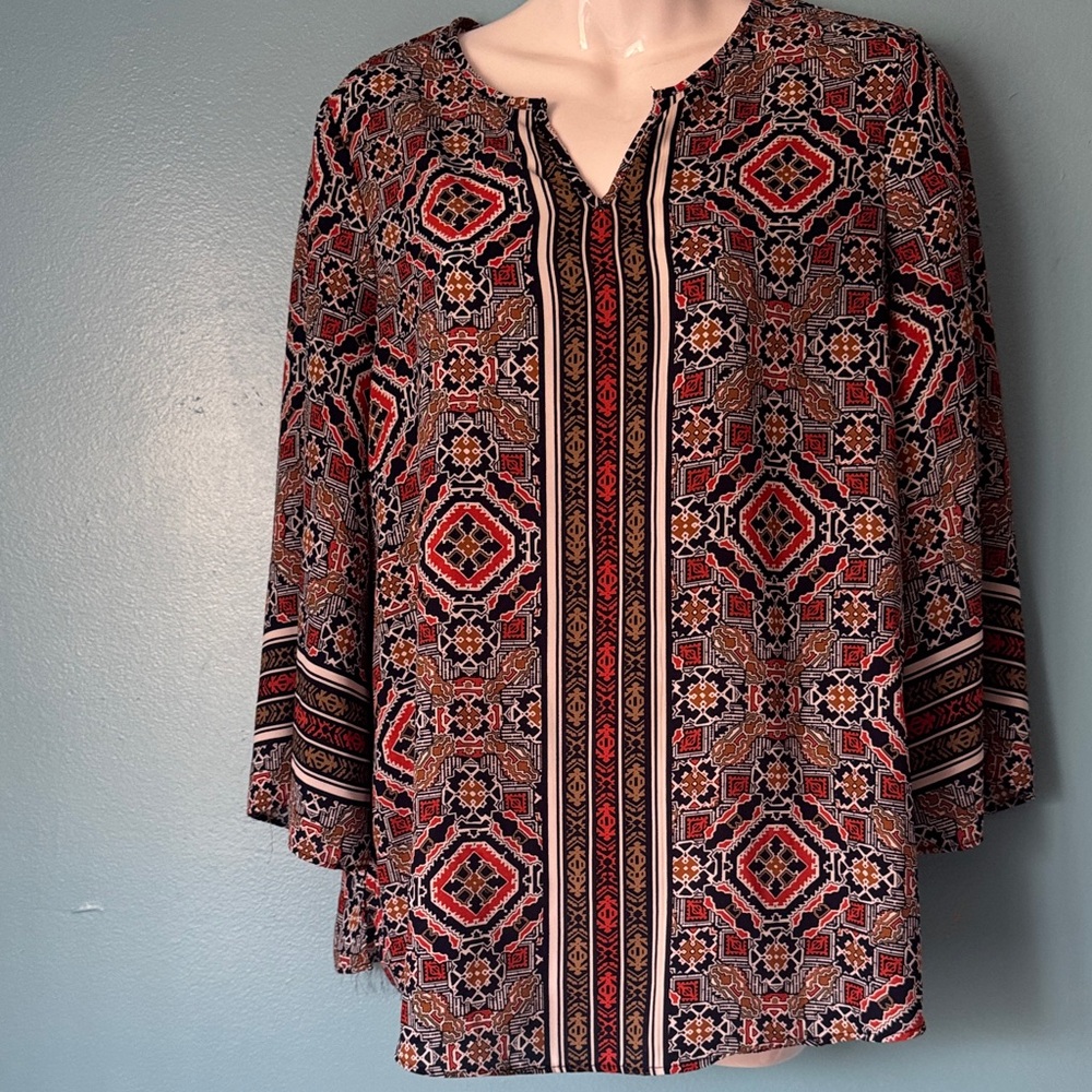 Cato sleeveless blouse Red and Black Geometric Blouse size S